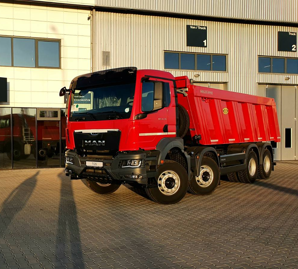 Самоскид MAN TGS 41.440 8×4 BB CH