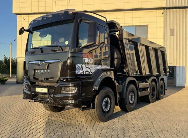 Самоскид MAN TGS 41.480 8×4 BB CH