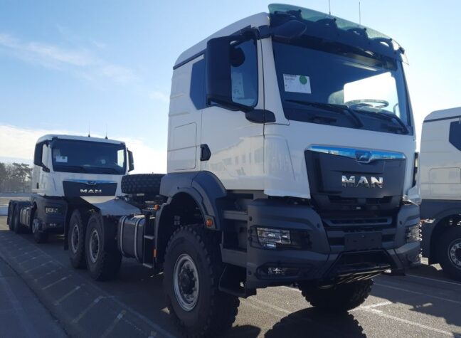 Сідловий тягач MAN TGS 33.480 6×6 під трал Doll M-1000, висота сідла 1549 мм