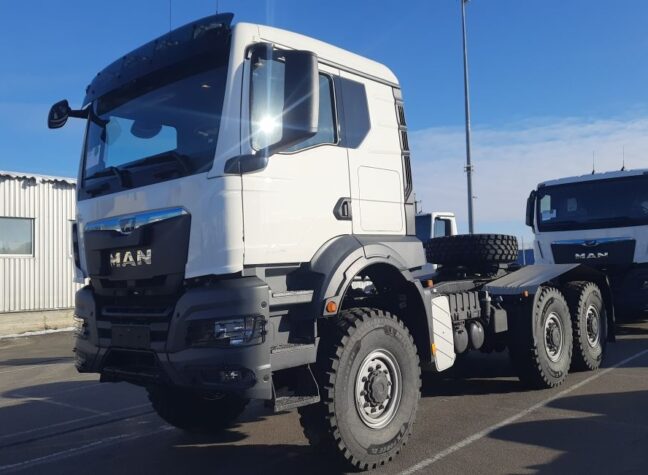 Сідловий тягач MAN TGS 33.480 6×6 під трал Doll M-1000, висота сідла 1549 мм
